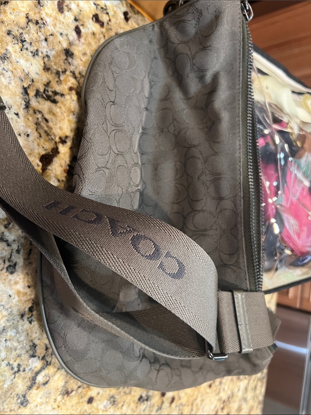 Coach Signature Messenger sling jacquard Bag in Olive